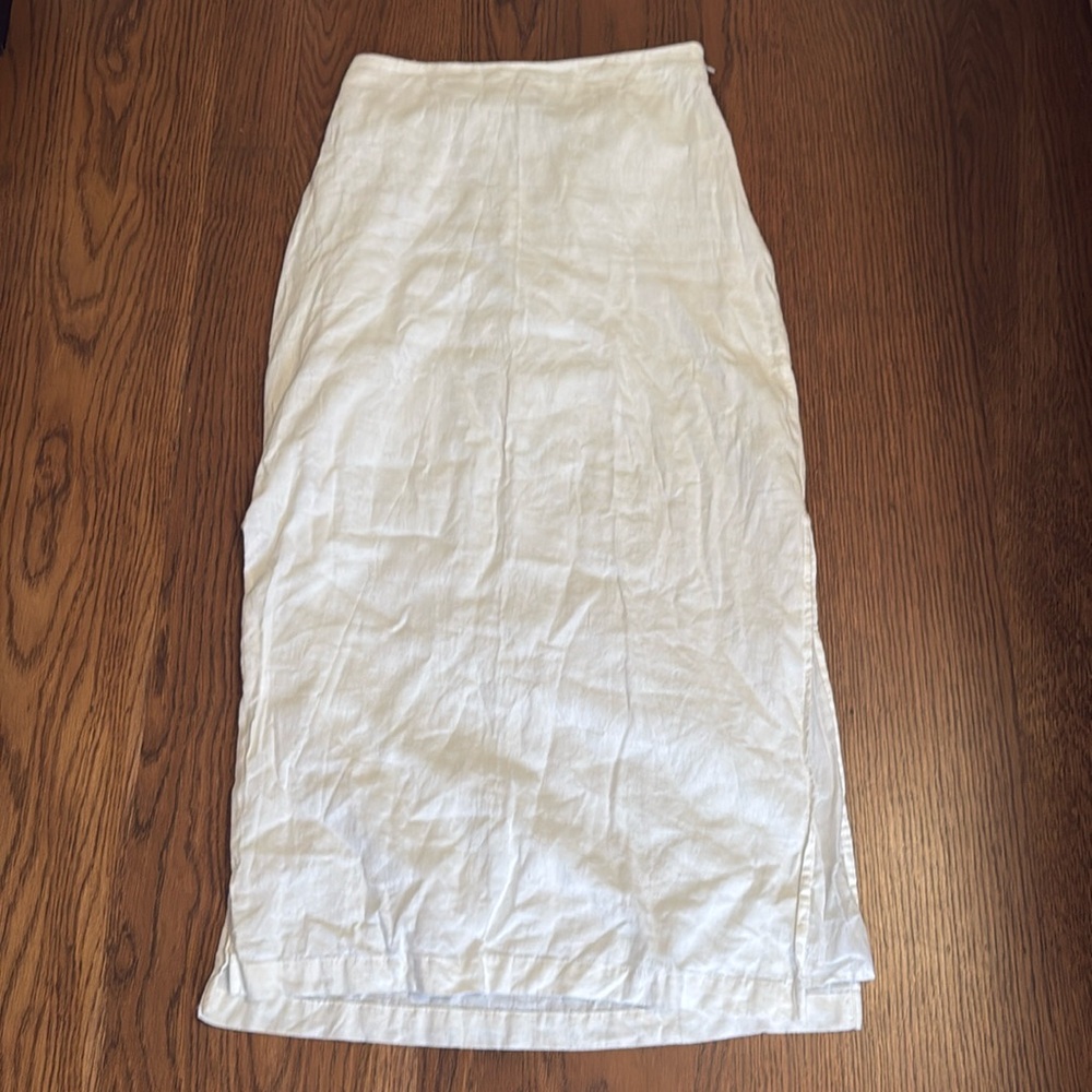 White Linen Gap Skirt